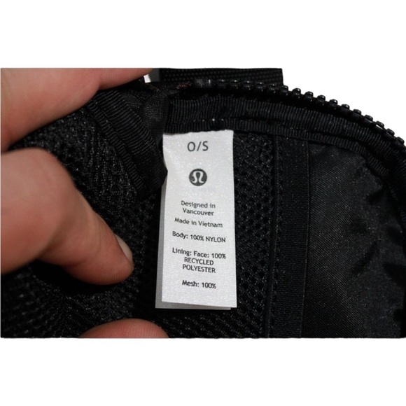Black Lululemon Everyday Beltbag 1L NWT - Picture 10 of 10